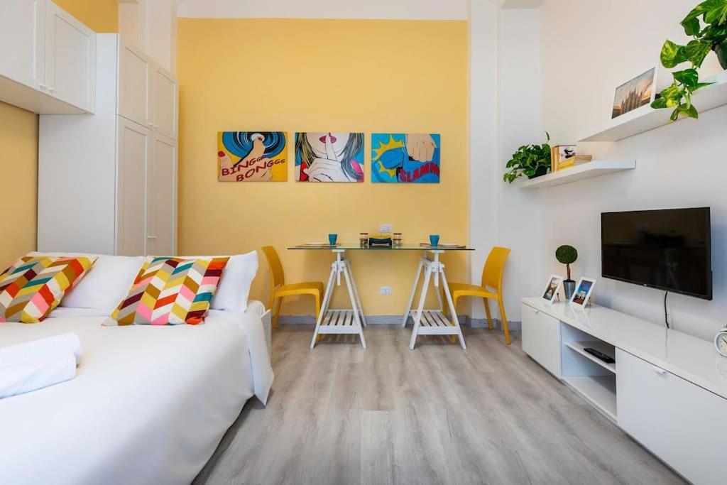 Relax Stay In A Typical Milan Courtyard - Navigli エクステリア 写真